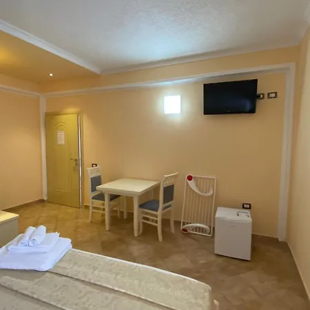 Restorant Pizzeri Anxhelo Hotel Kavaje