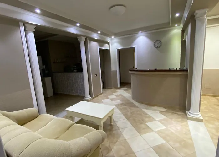 Hotel Restorant Pizzeri Anxhelo 3*